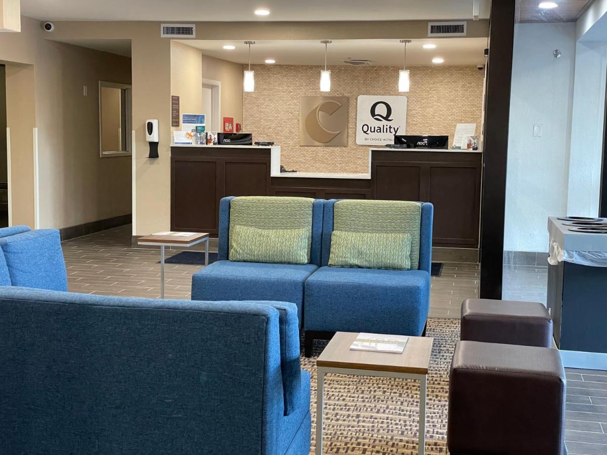 Quality Inn & Suites Spring Lake - Fayetteville Near Fort Bragg Dış mekan fotoğraf