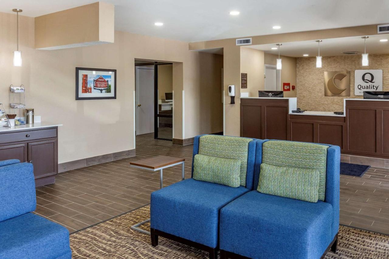 Quality Inn & Suites Spring Lake - Fayetteville Near Fort Bragg Dış mekan fotoğraf
