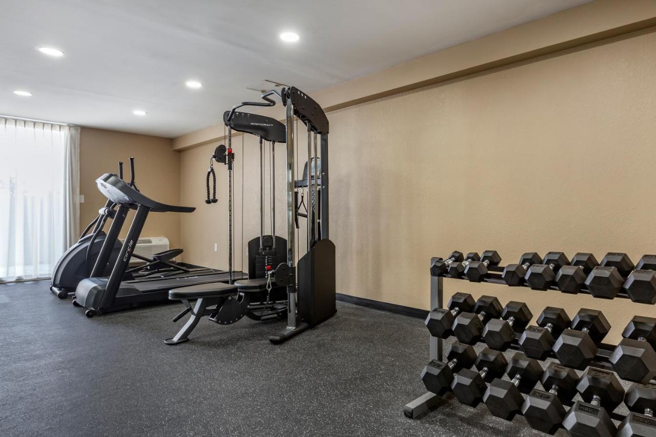 Quality Inn & Suites Spring Lake - Fayetteville Near Fort Bragg Dış mekan fotoğraf