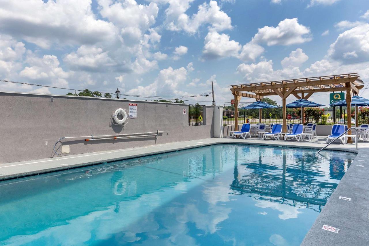 Quality Inn & Suites Spring Lake - Fayetteville Near Fort Bragg Dış mekan fotoğraf